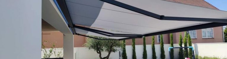 Instalaciones reales de toldos cofre extensibles realizadas por Montajes Sanz