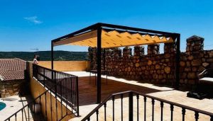 pérgola modelo Tarragona autoportante con doble portería