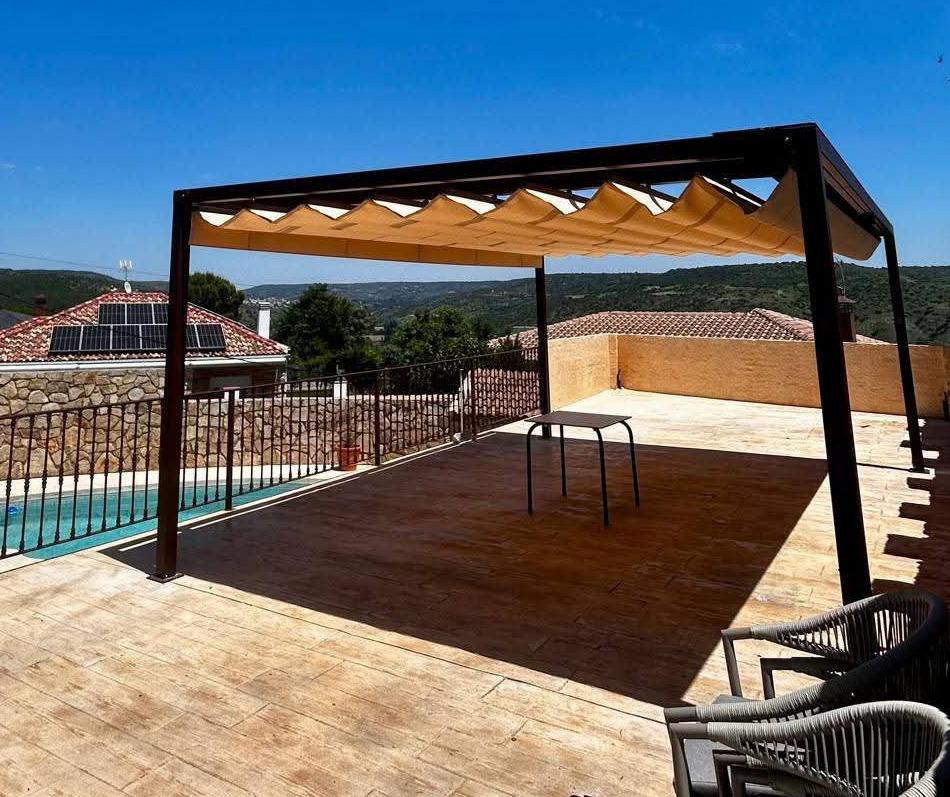 Pérgola Tarragona autoportante