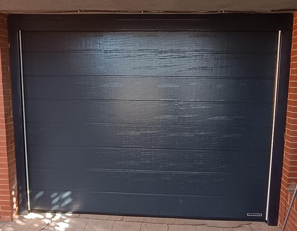puerta seccional Hörmann LPU 42