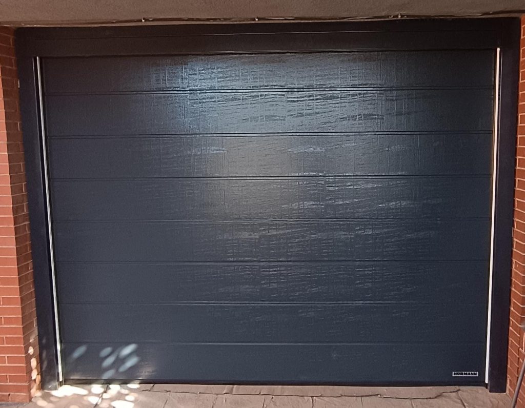 puerta seccional Hörmann LPU 42