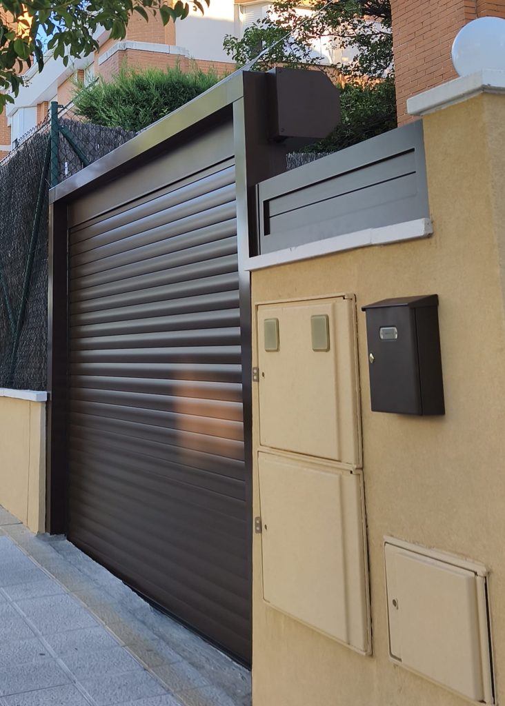 PUERTA ENROLLABLE ROLLMATIC MARCA Hörmann